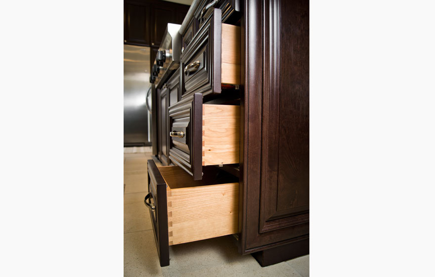 Streamline® Cabinet Boxes are the building blocks for this elegant and timeless kitchen.