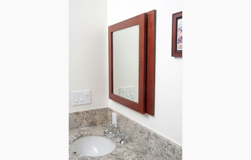 Craftsman style bathroom with Shaker 3/4" (831) Doors in Quarter Sawn Red Oak with a stately 3" frame.