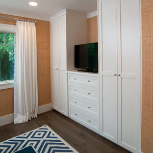 A Modern Craftsman: Guest Room